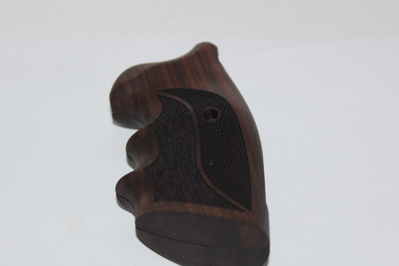 Colt Python Yeni Anaconda Uyumlu Ceviz Kabze