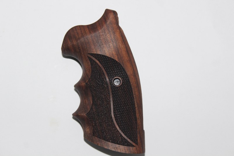 Colt Python Yeni Anaconda Uyumlu Ceviz Kabze