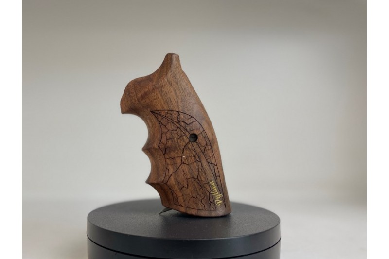 Colt Python Yeni Anaconda Uyumlu Ceviz Kabze